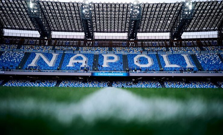 Cựu cầu thủ Napoli tham gia băng cướp, lĩnh án 2 năm tù