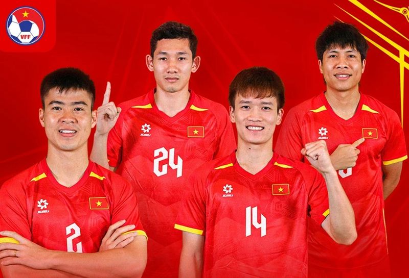 4 cầu thủ Việt Nam sẽ được đối đầu với Man United vào ngày 28/5. Ảnh: VFF