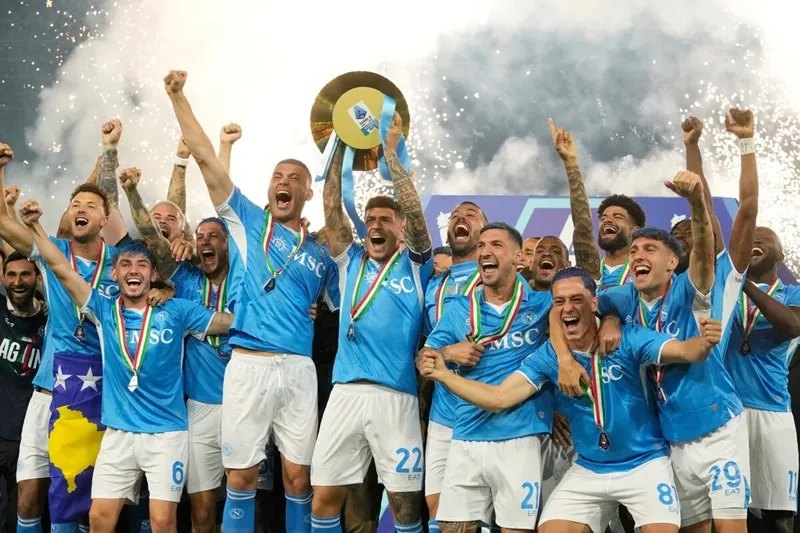 Napoli sẽ dự Champions League 2025-2026 sau khi đăng quang Serie A. Ảnh: Internet
