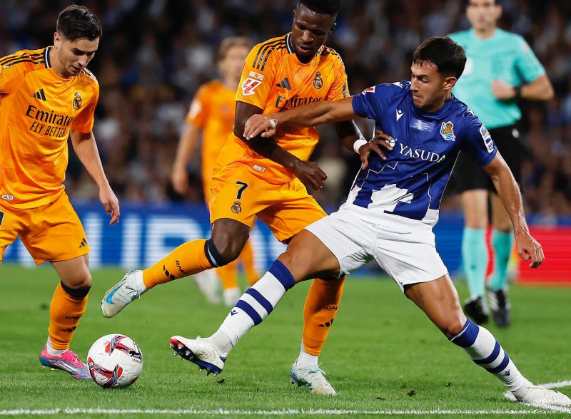 "Los Blancos" vuột mất Zubimendi.