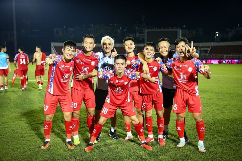 Bóng đá TP.HCM ôm mộng "hoá rồng" tại V.League mùa tới.