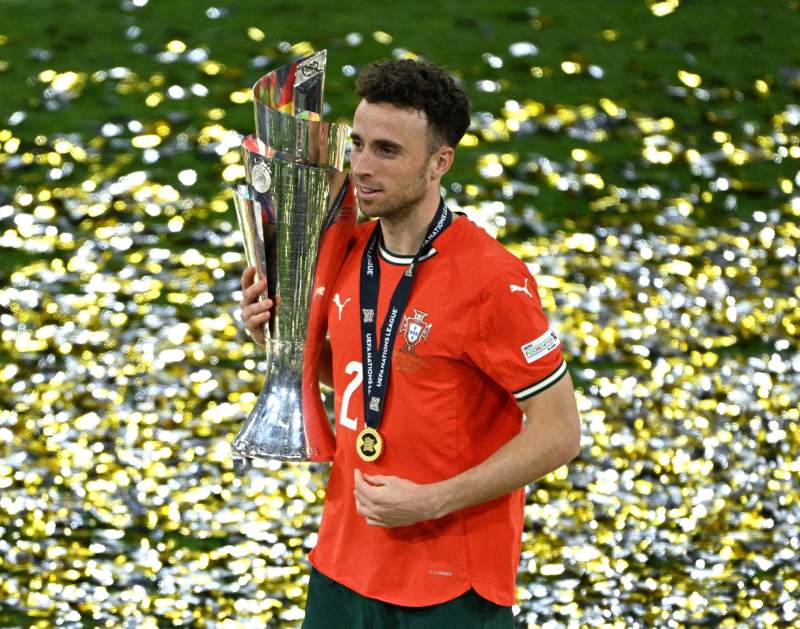 Mất mát không thể bù đắp của Liverpool nói riêng và làng túc cầu nói chung.