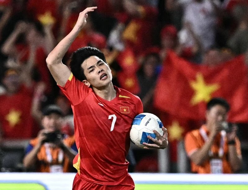 Đình Bắc có cơ hội lớn giành Quả bóng vàng Việt Nam 2025. 