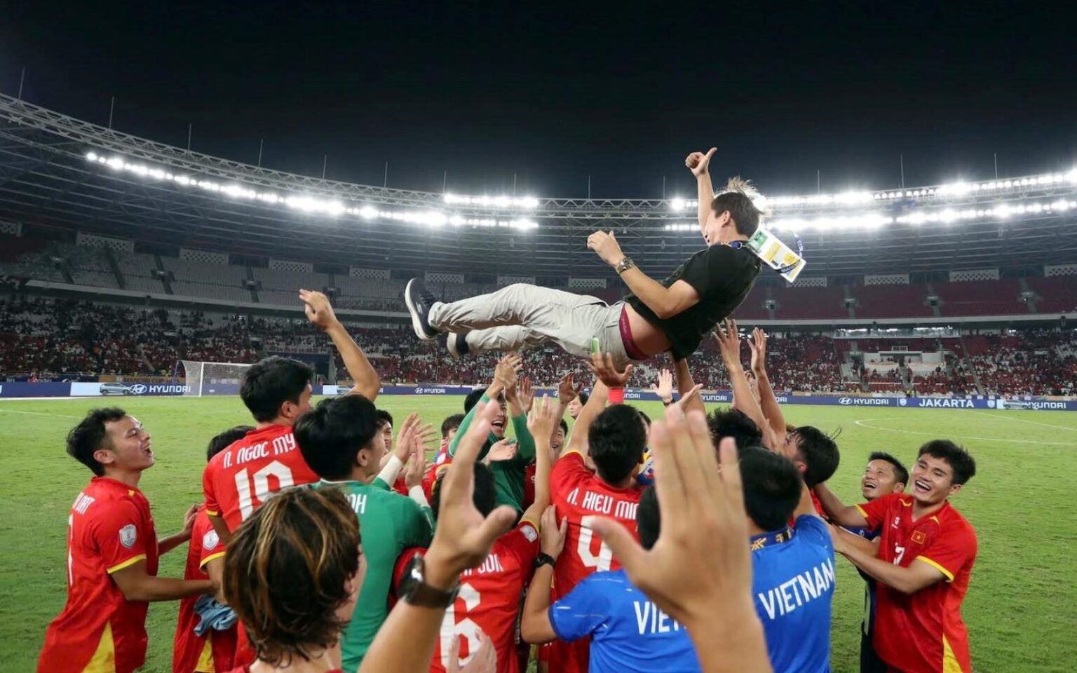 5 sự thật khó tin về HLV Kim Sang-sik