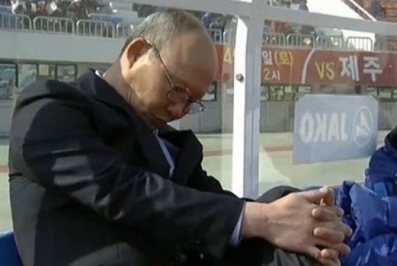 Khoảnh khắc ngộ nghĩnh của thầy Park.