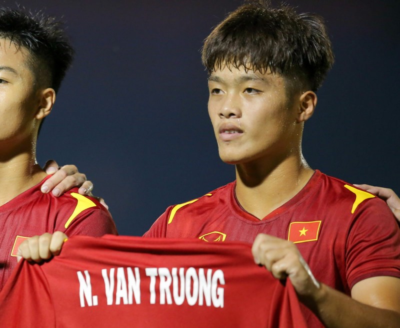 "Kỷ lục gia" của bóng đá trẻ khu vực.