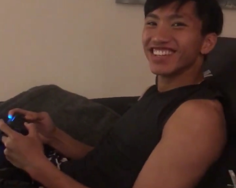 "Game thủ" Văn Hậu.