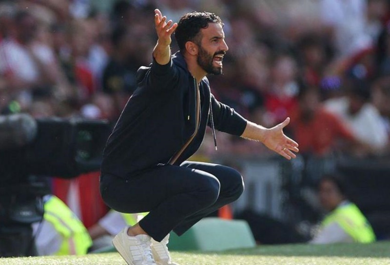 Cuộc cách mạng của Amorim tại MU trở nên dang dở.