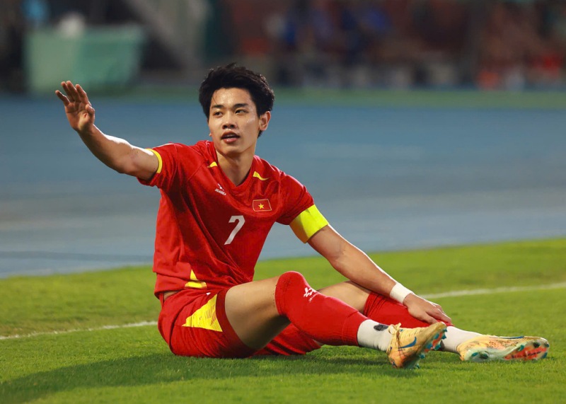 Chỉ đạo của vị thuyền trưởng Hàn Quốc giúp U23 Việt Nam tự tin 10 đấu 11.